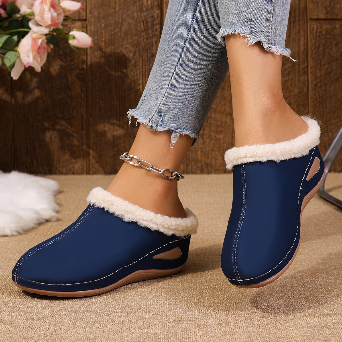 Fashion Plush Slippers Outdoor Wedges Sandals Women's Garden Shoes - Oopsdadforgot.com